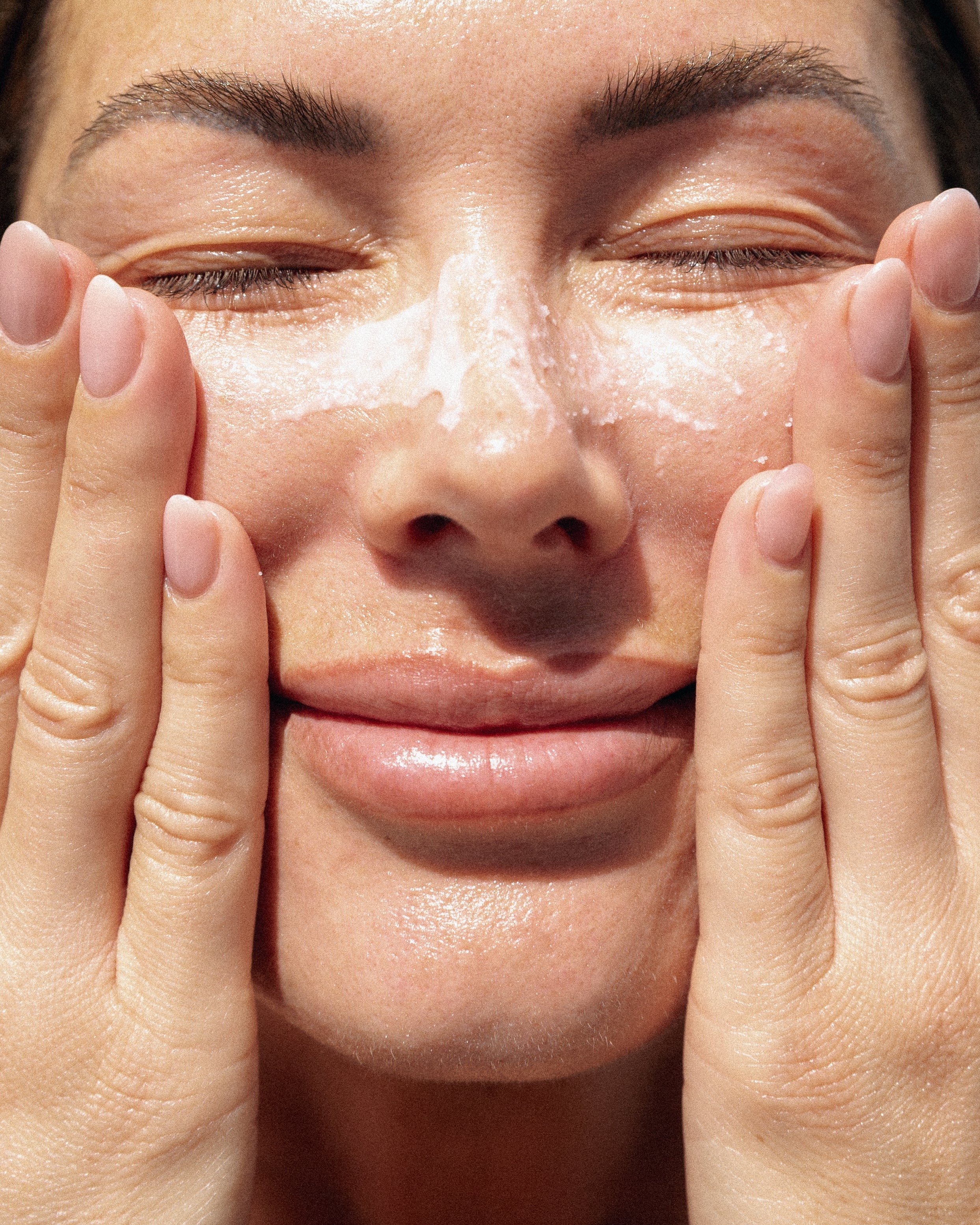 Why Your Skin Deserves a Silk Pillowcase