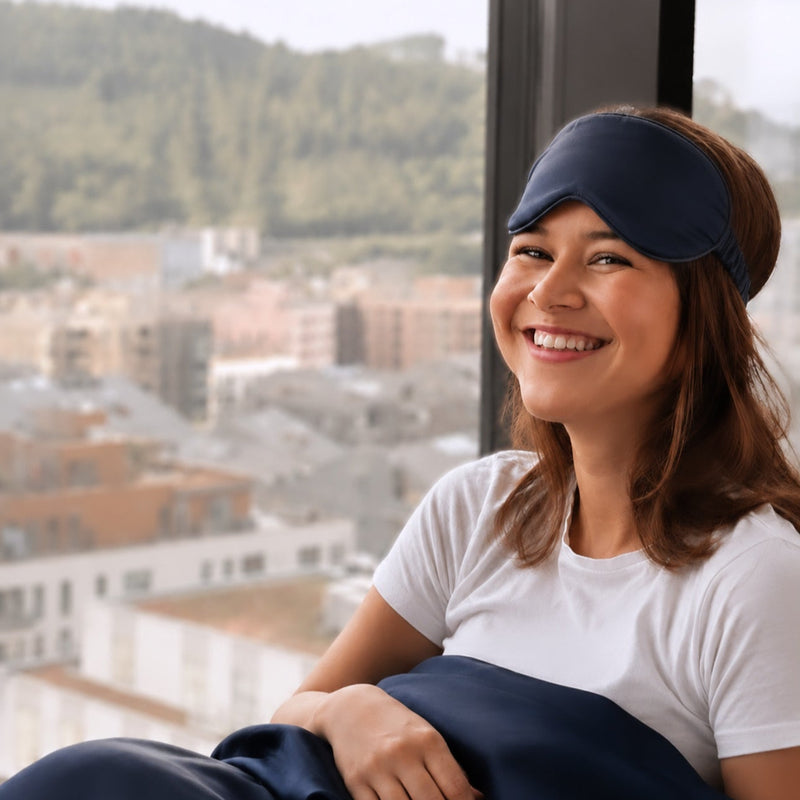 Midnight navy 100% Silke sovemaskene